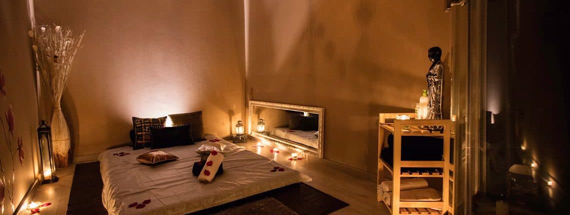 Sala de masajes con Buda